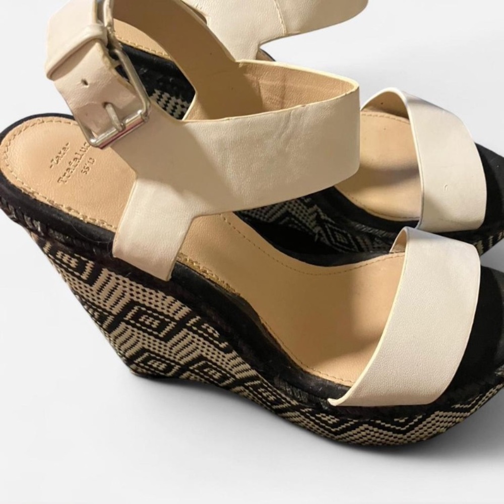Zara White and Black Wedge Sandals with Platform Design